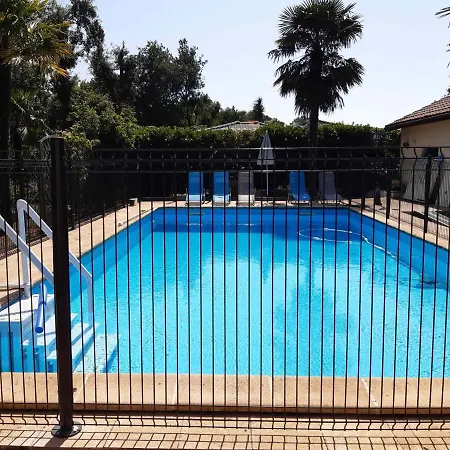 Les 2 Pins -