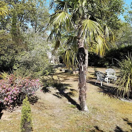 Les 2 Pins - Оданж